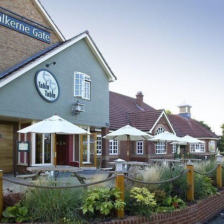 Premier Inn コルチェスター エクステリア 写真